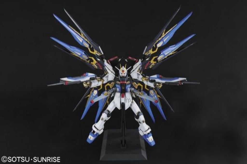 【自由模型】全新現貨 萬代 鋼彈SEED PG 1/60 STRIKE FREEDOM GUNDAM 攻擊自由鋼彈