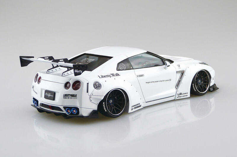 【上士】現貨 青島 1/24 自由步行#11 R35 GT-R Type 1.5 Ver. 05590