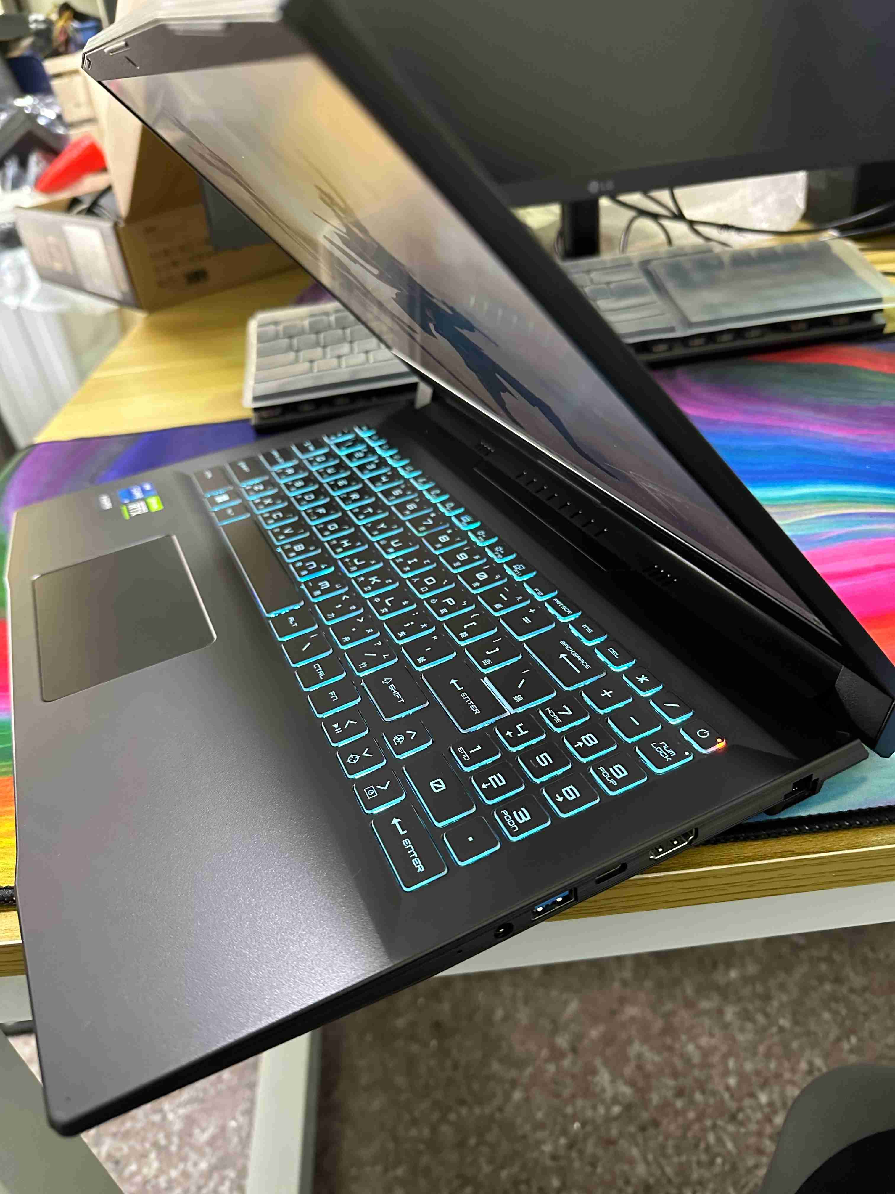 保固到2025/12 10核心 i7-12650h 16G SSD1T RTX3060 15.6吋 電競筆電