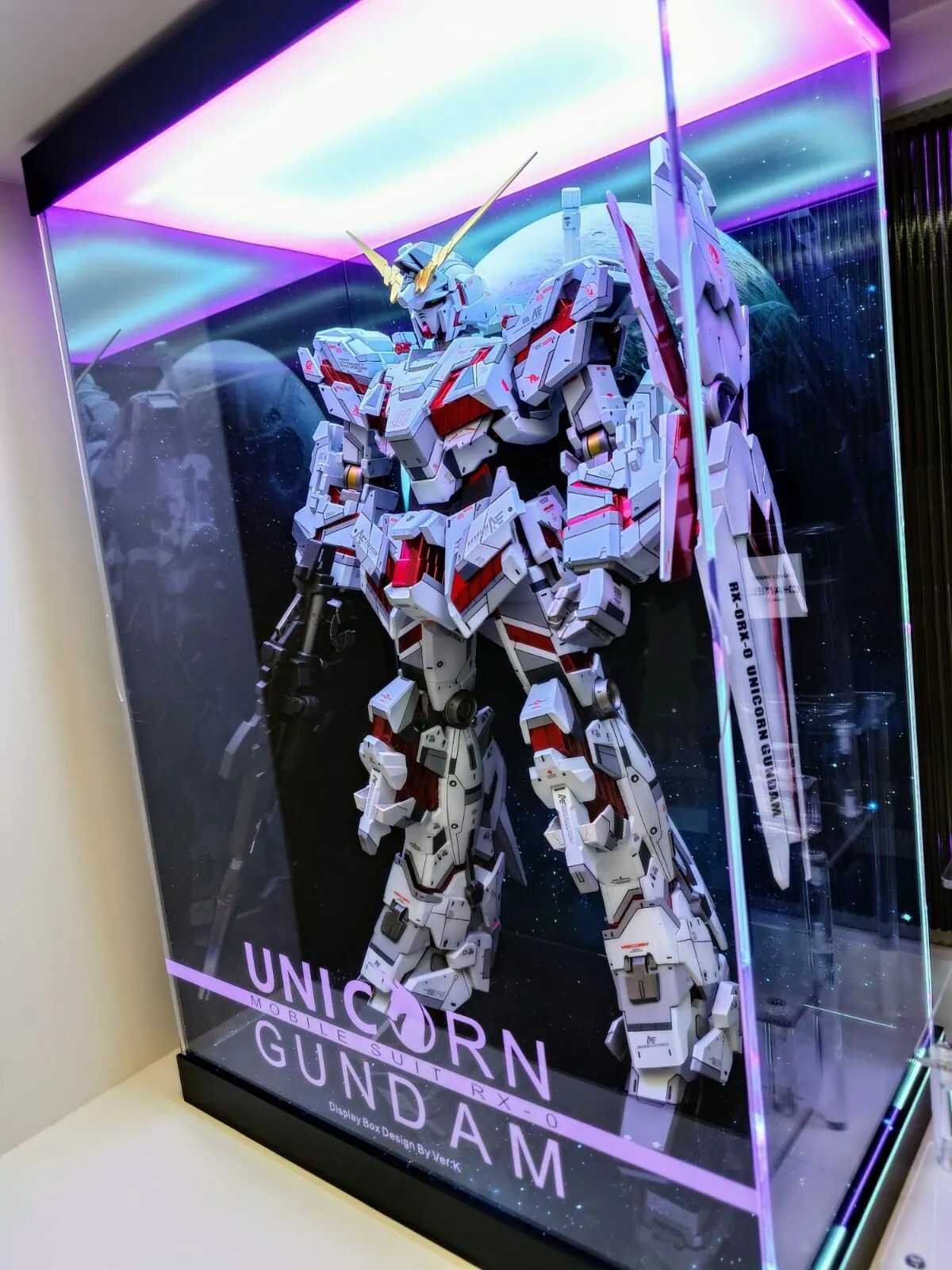 【AOWOBOX】Bandai Mega Gundam 機動戰士 1/48 UNICORN 獨角獸鋼彈 專屬展示盒