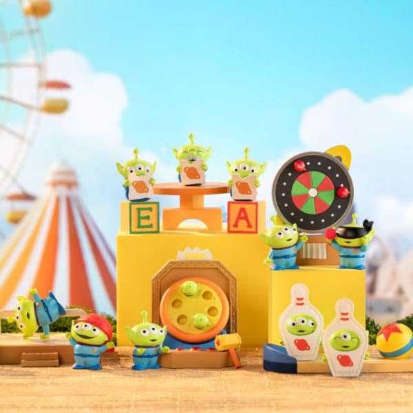 泡泡瑪特 三眼怪聚會遊戲系列場景盲盒