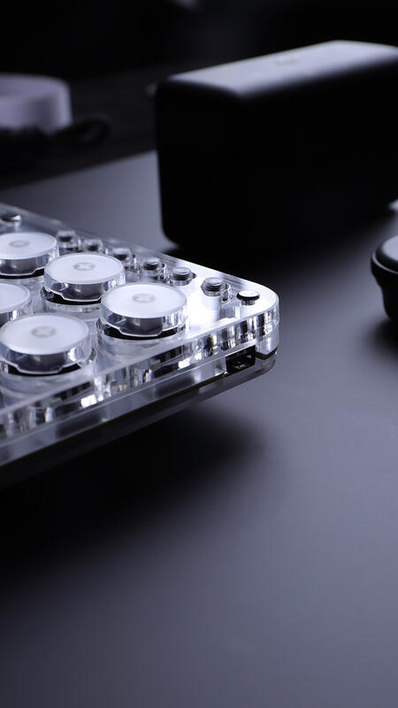 HAUTE 42 Haute Pad PLUS G13 hitbox 迷你街機格鬥鍵盤 13鍵 可自訂RGB和Turbo