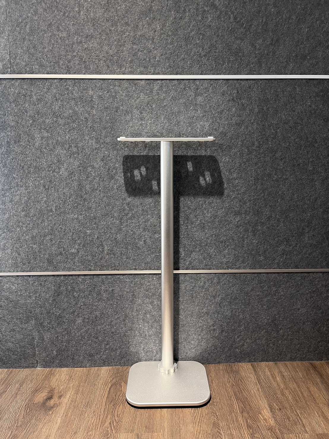 方底貼牆款【響域．台中聲霸專門展間】HT-A9M2專用鋁合金 可藏線喇叭架(銀) | 現貨