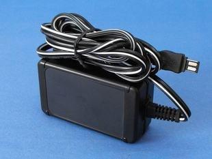 【kiho金紘】 8.4V 1.7A電源供電器FOR SONY AC-L200 AC-L25B AC-L20