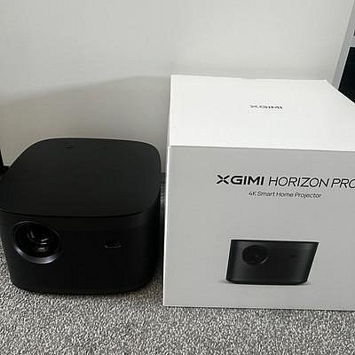 台灣公司貨極米XGIMI HORIZON Android TV 智慧投影機 XK03K 具有 2200 ANSI 流明