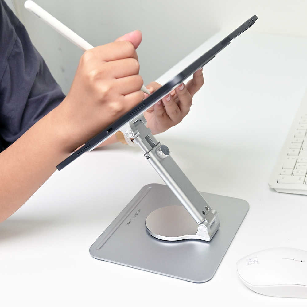 Helios【360°͒旋轉升降多功能支架】高度升降/左右旋轉，iPad必備支架